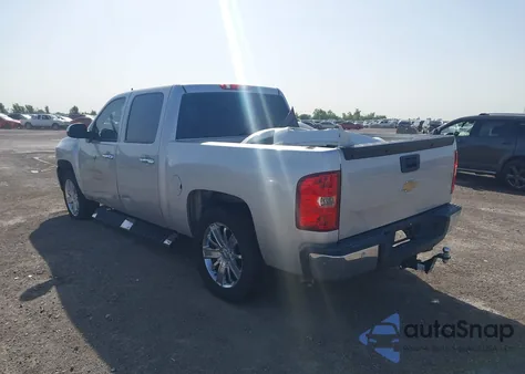 2011 Chevrolet Silverado 1500 Lt z USA, uszkodzony, nr VIN 3GCPCSE02BG267732